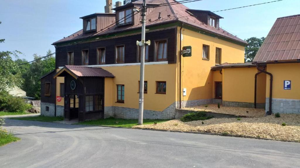 Jeseniky Apartmany Mariana Rudna pod Pradedem Bagian luar foto