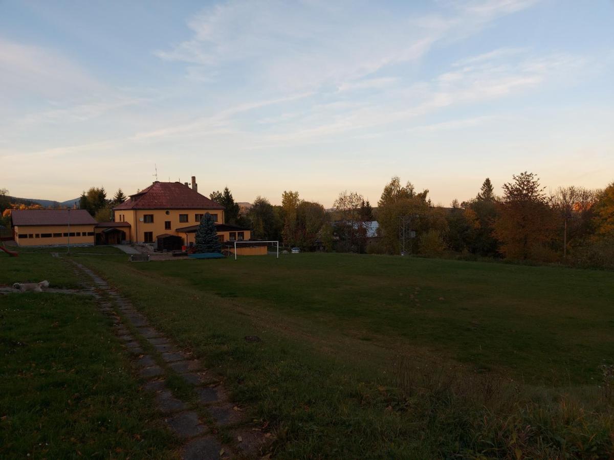 Jeseniky Apartmany Mariana Rudna pod Pradedem Bagian luar foto